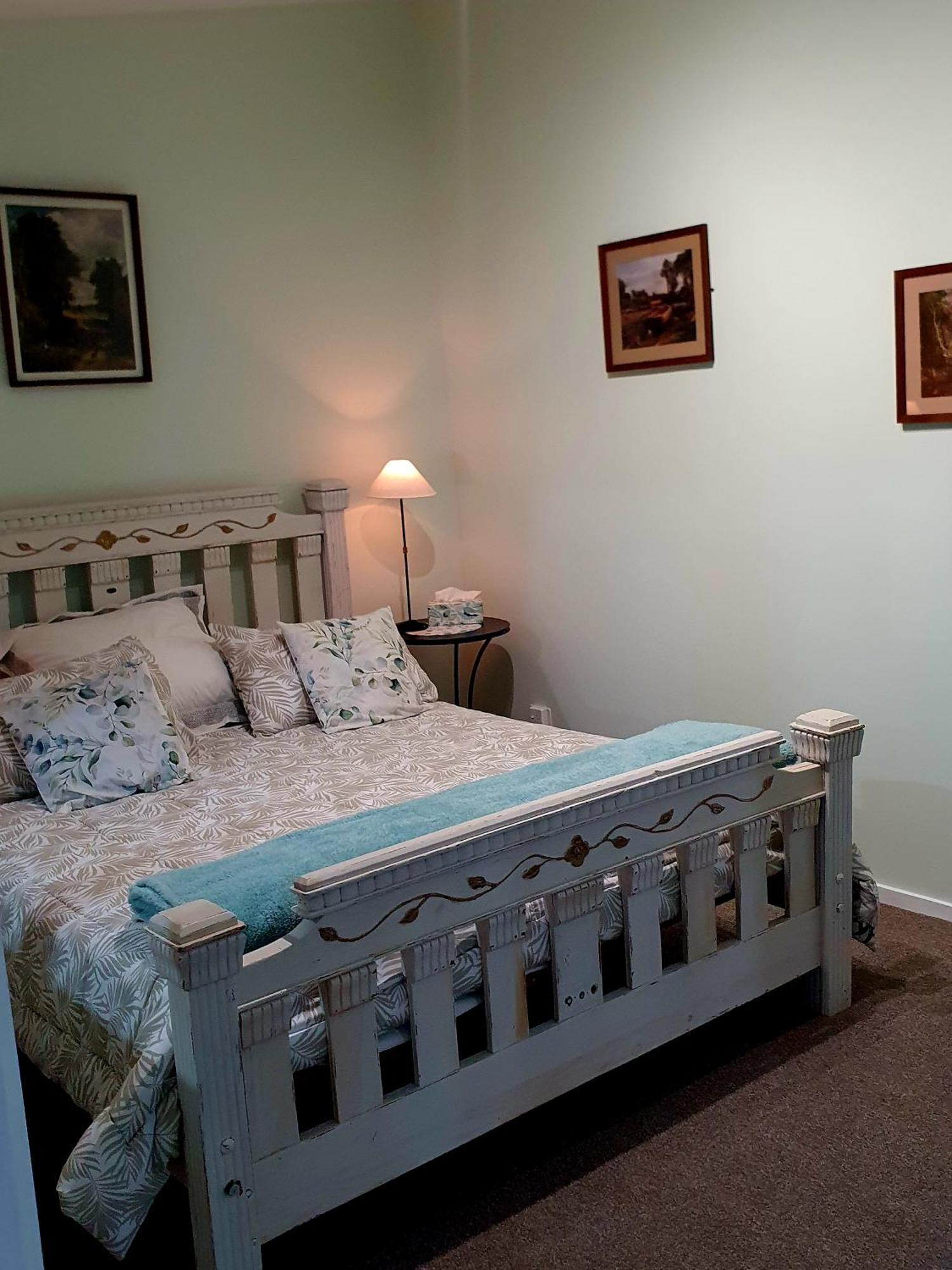 The Old Dairy Factory Bed & Breakfast Norsewood Bagian luar foto